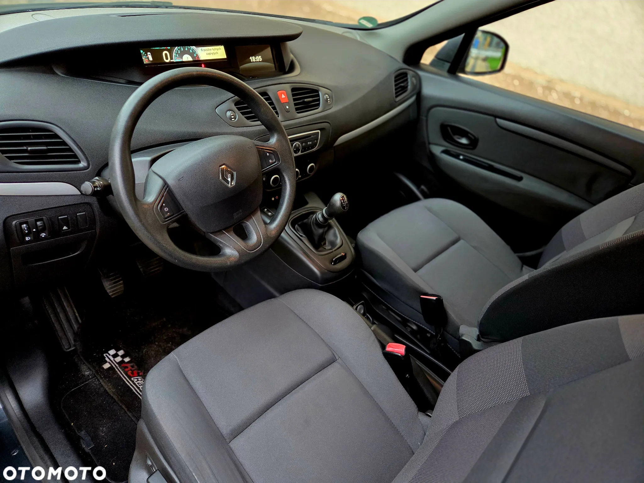 Renault Scenic 1.6 16V 110 TomTom Edition - 19