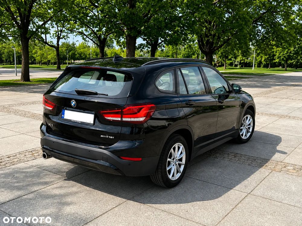 BMW X1 sDrive18i - 3