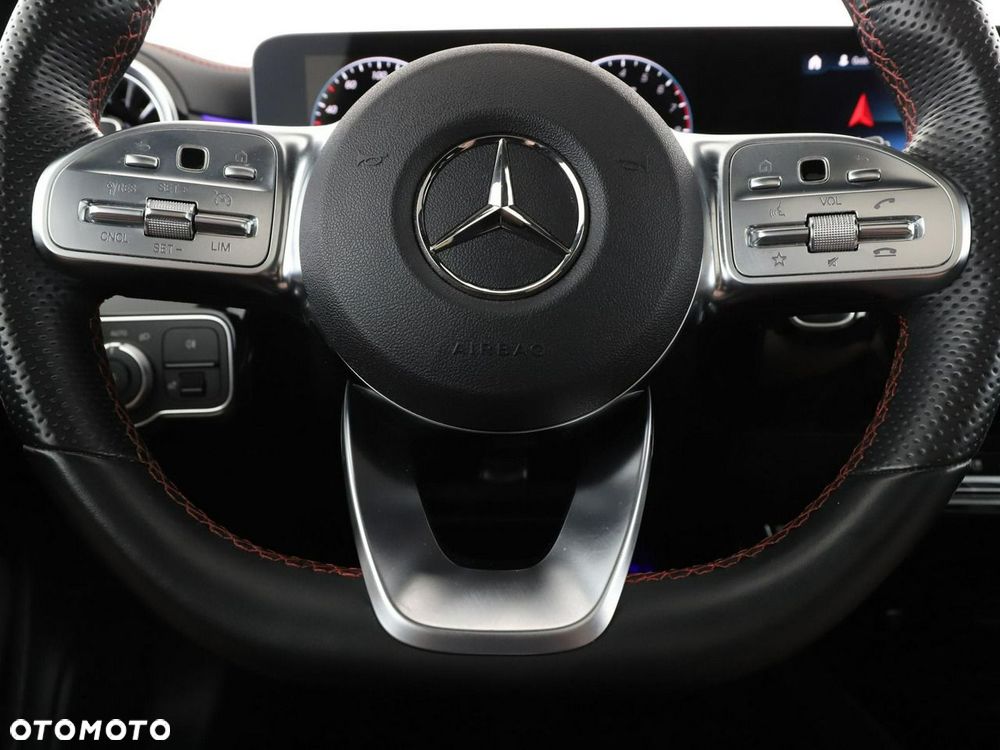 Mercedes-Benz CLA 250 e 8G-DCT AMG Line - 23