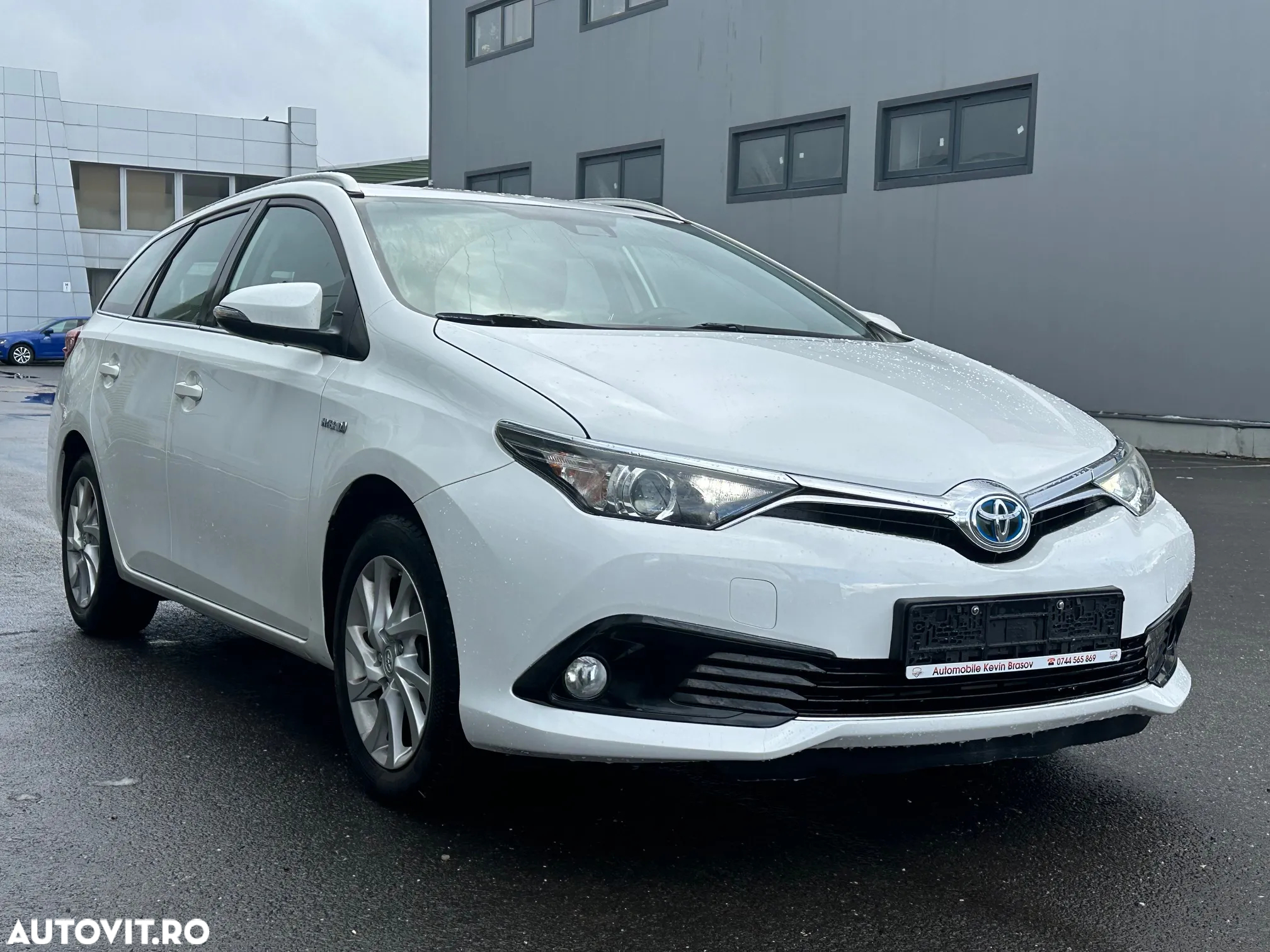 Toyota Auris - 2