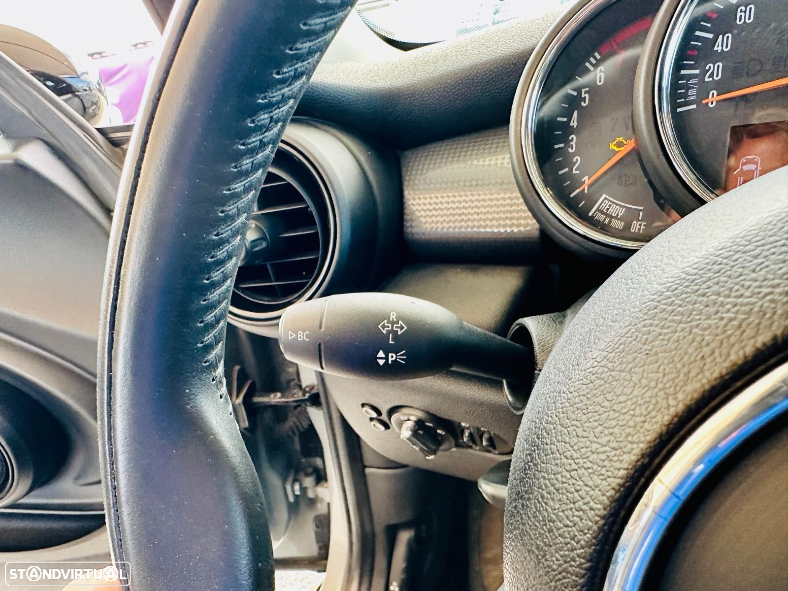MINI 3 Portas Cooper Aut. - 17
