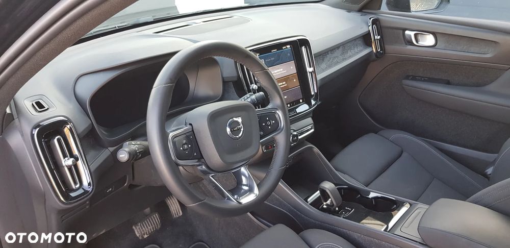 Volvo XC 40 Recharge 82 kWh Twin Motor Ultimate - 2