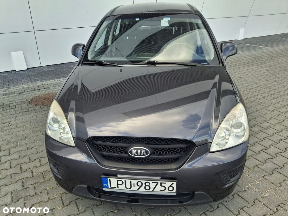 Kia Carens 2.0 EX - 4