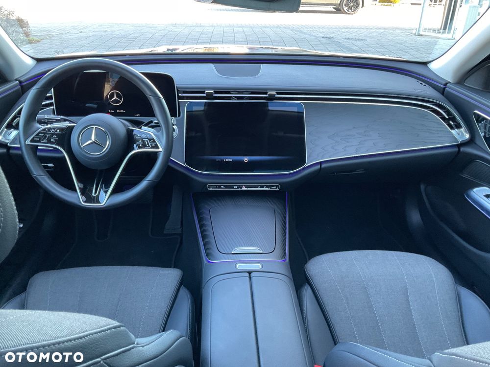 Mercedes-Benz Klasa E 220 d 9G-TRONIC Edition AVANTGARDE - 12