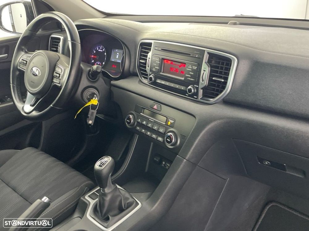 Kia Sportage 1.6 GDI ISG EX - 22