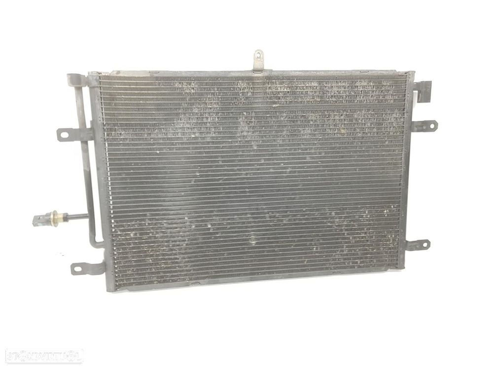 CONDENSADOR DE RADIADOR DE AR CONDICIONADO AUDI A4 BERLINA 8E - 1