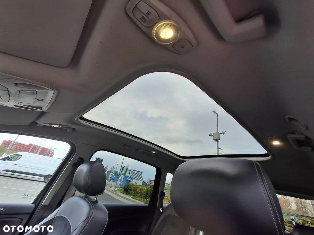 Ford S-Max 2.0 TDCi DPF Titanium X - 17