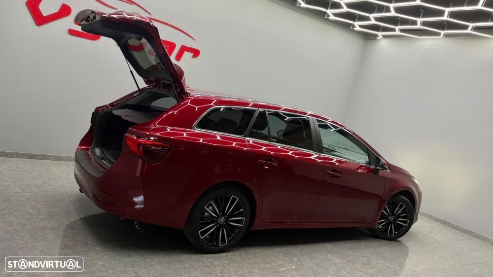 Toyota Avensis Touring Sports 2.0 D-4D Exclusive+GPS - 45