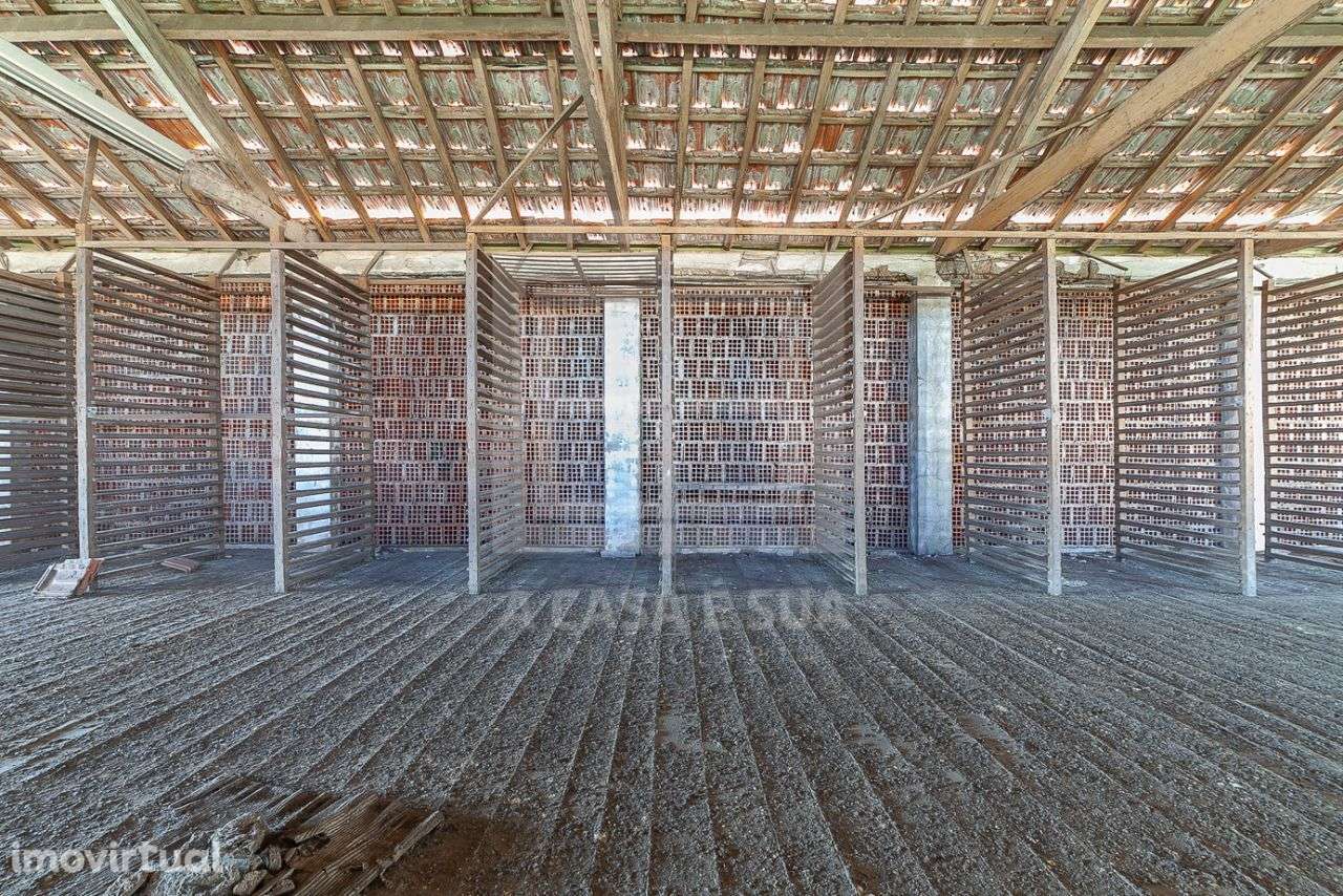 Armazém com 654 m2 em Rio Meão - Grande imagem: 5/15