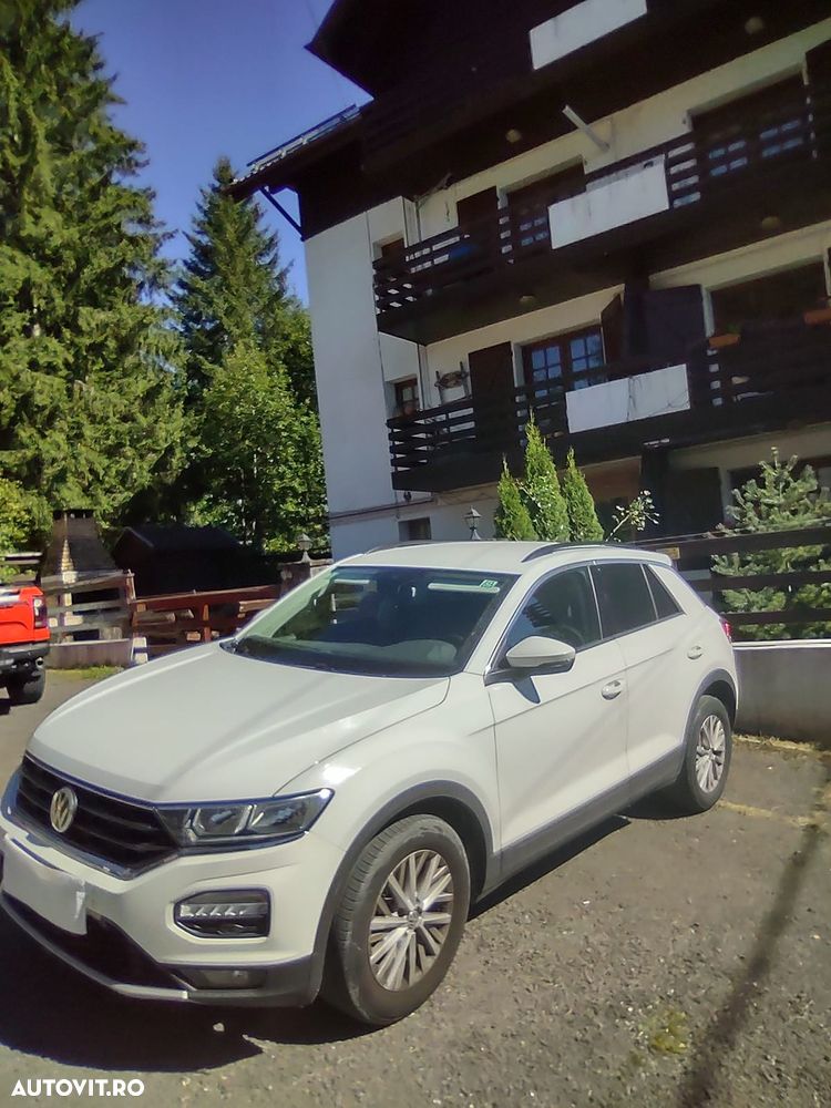 Volkswagen T-Roc - 3