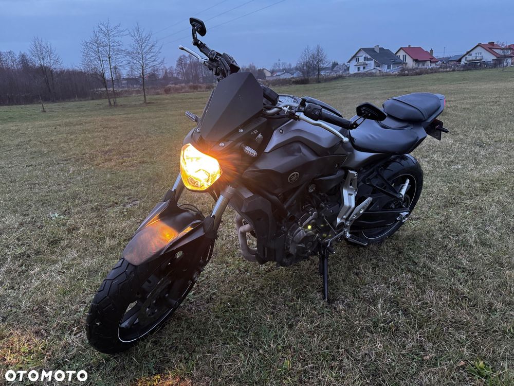 Yamaha MT - 2