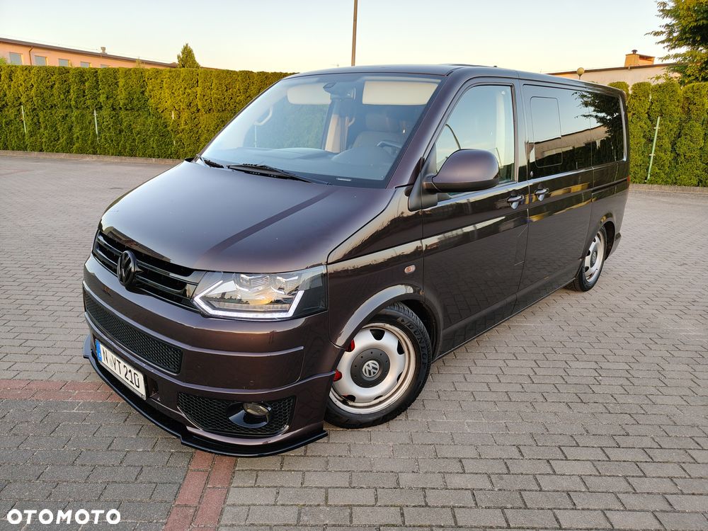 Volkswagen Multivan - 24