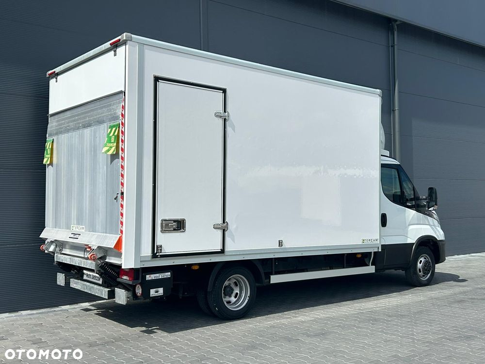 Iveco Daily 35C16 3.0 HPI Kontener 8 palet + winda 1000kg + drzwi boczne **Navi**KLIMA**Serwis**Sprowadzony** - 4