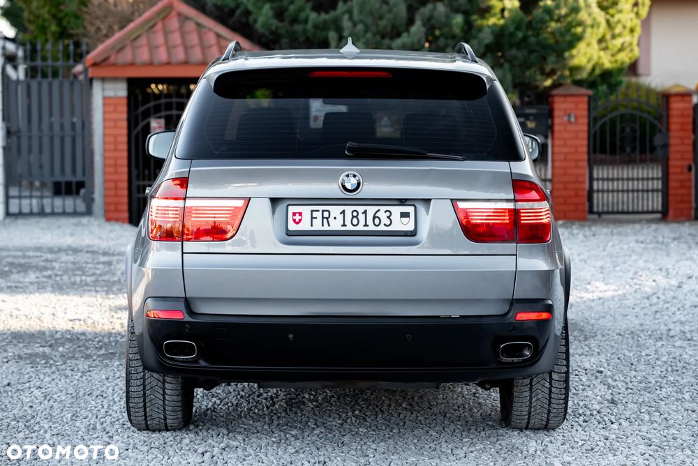 BMW X5 3.0si xDrive - 12