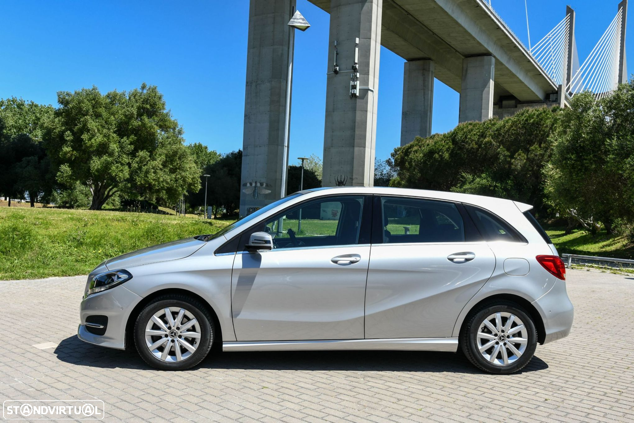 Mercedes-Benz B 200 d Style - 7