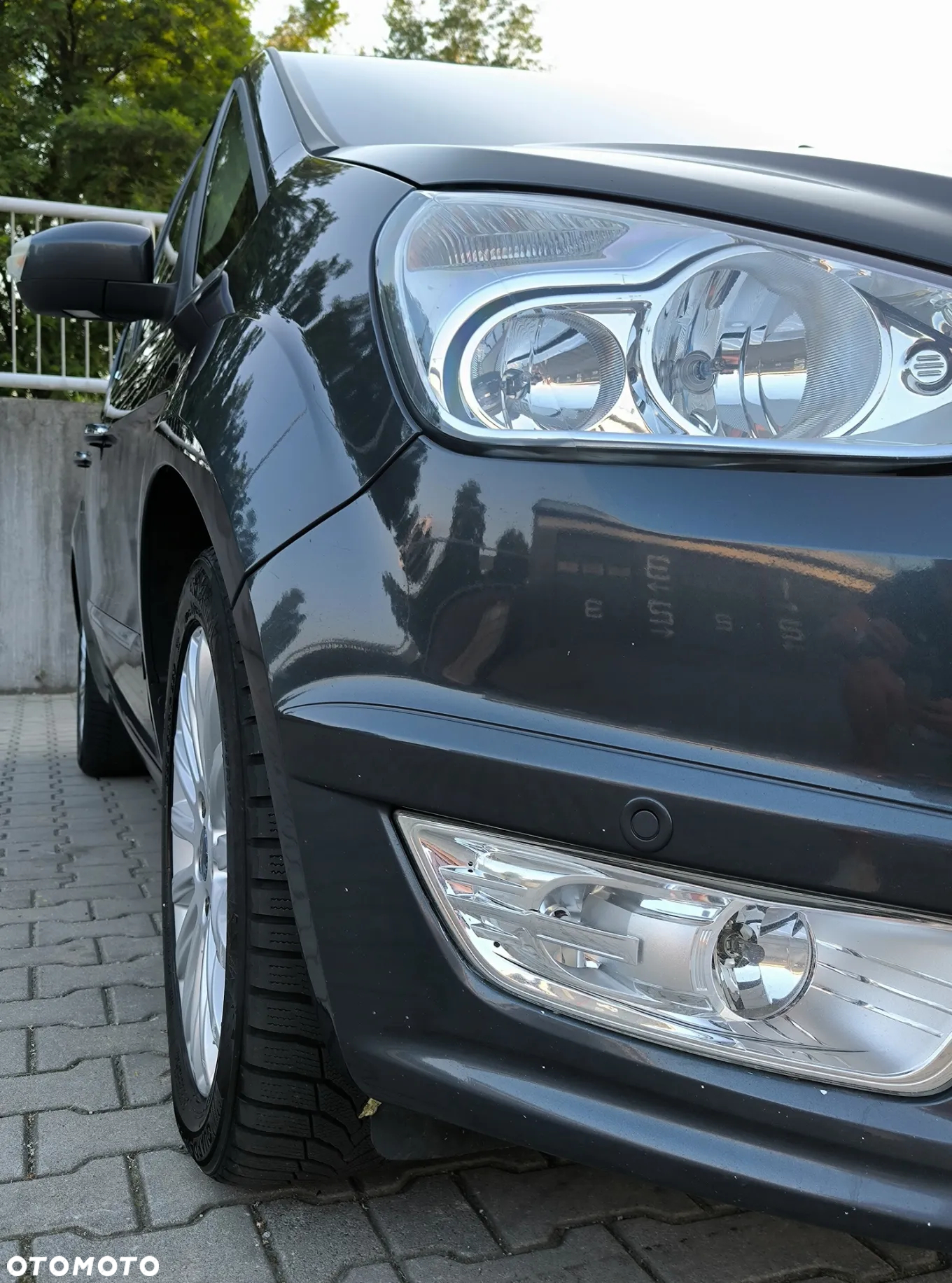 Ford Galaxy 2.0 TDCi Titanium - 29