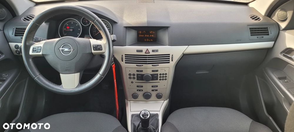 Opel Astra - 13