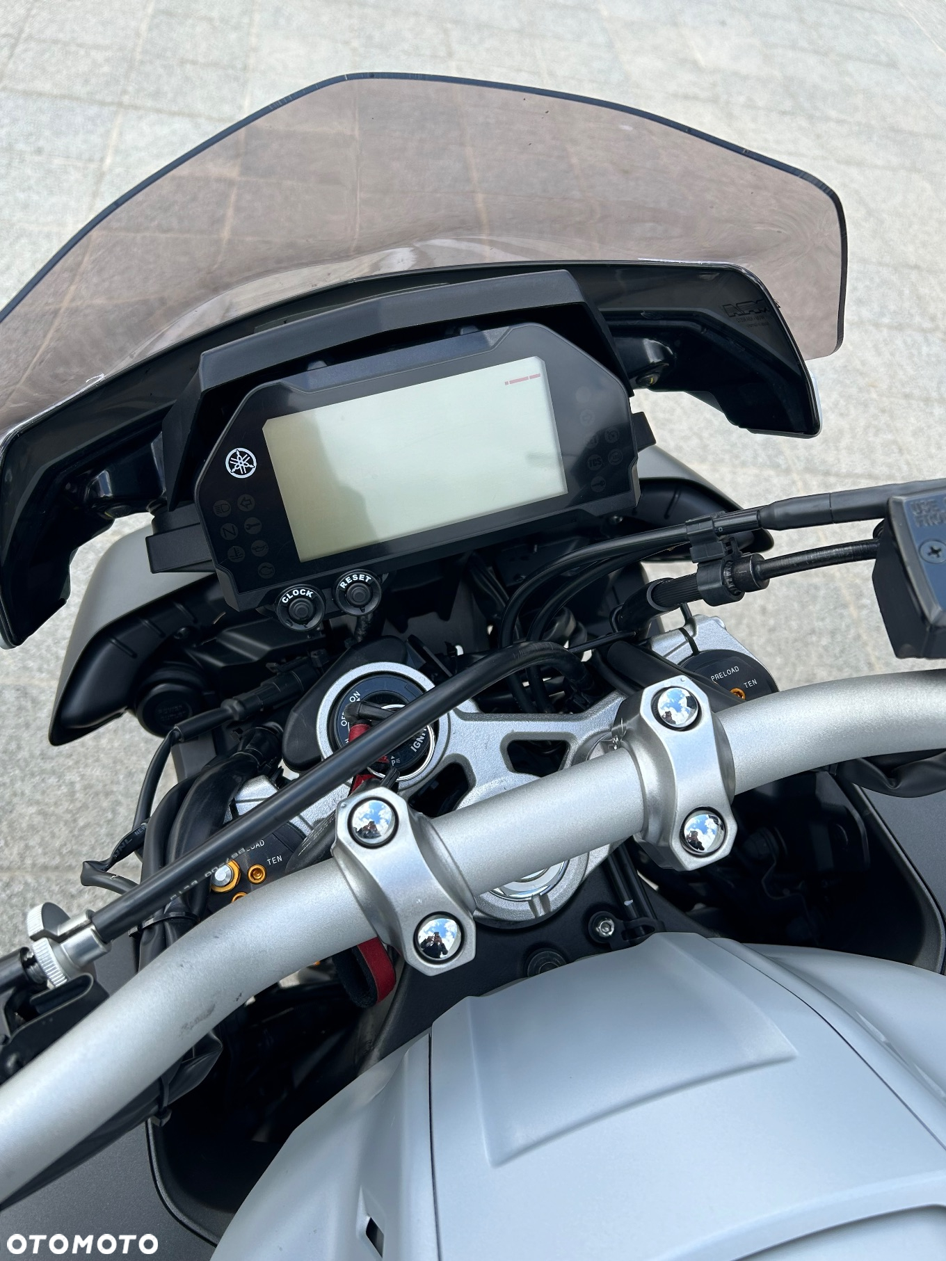 Yamaha MT - 32