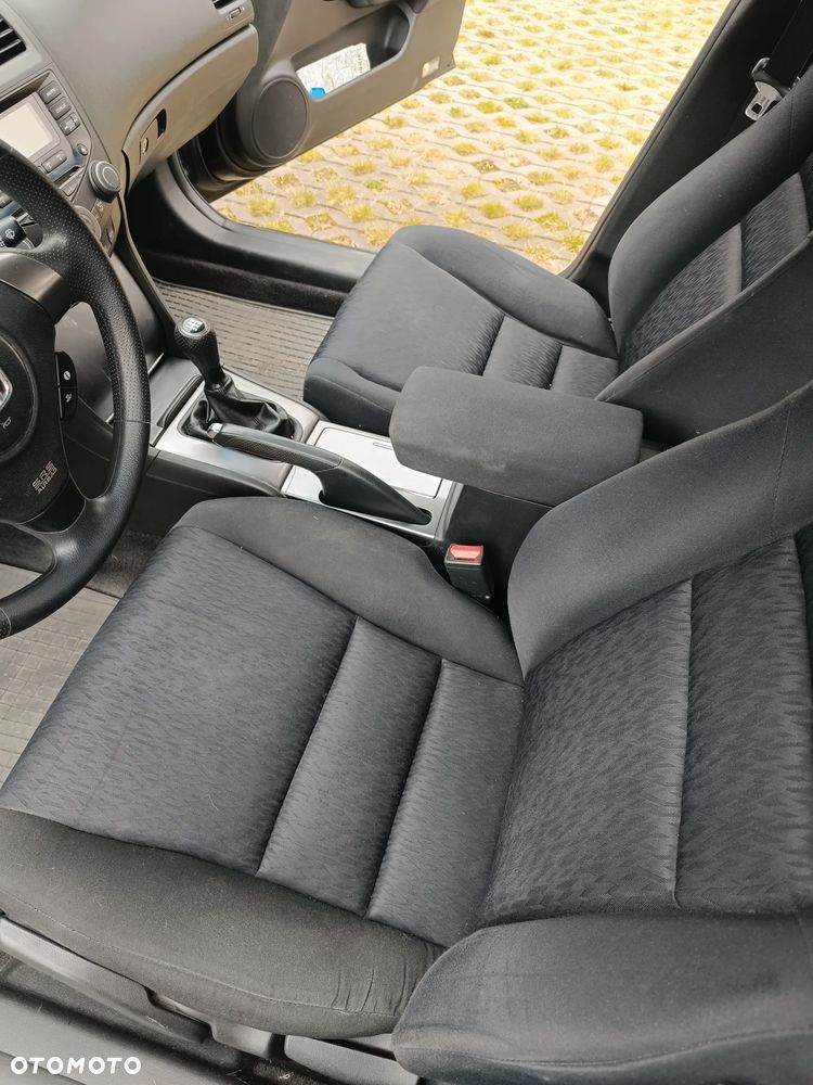 Honda Accord 2.0 Comfort - 11
