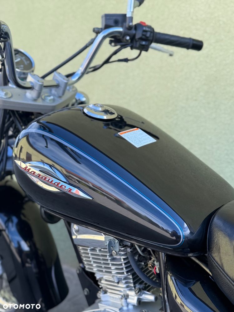Suzuki Marauder - 33