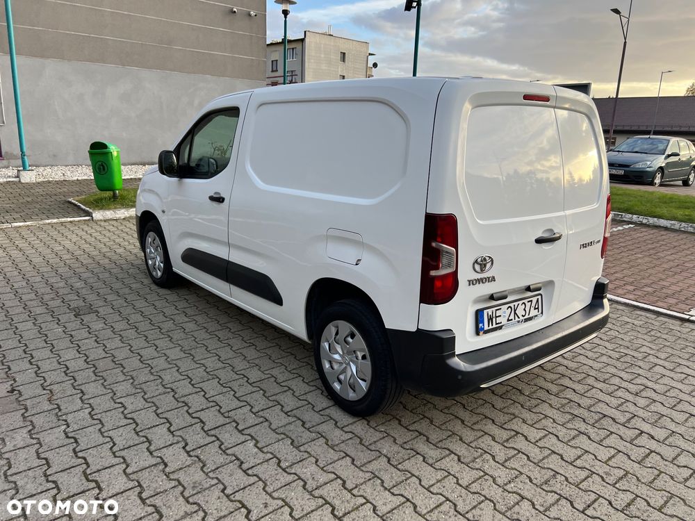 Toyota Proace City - 10