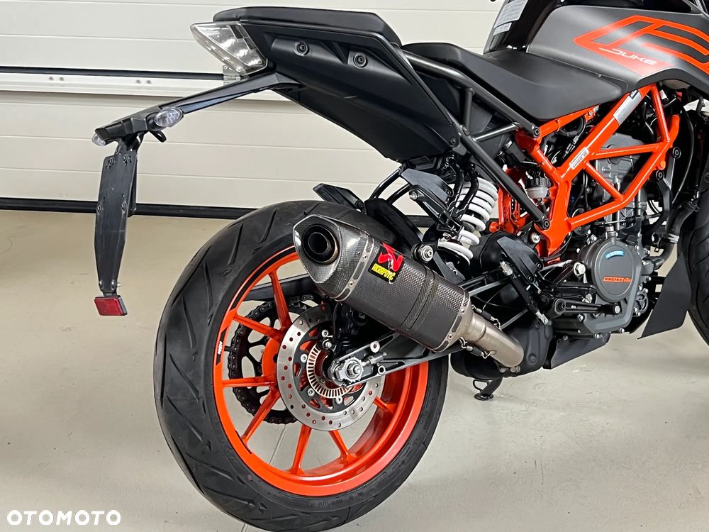 KTM Duke 125 - 24