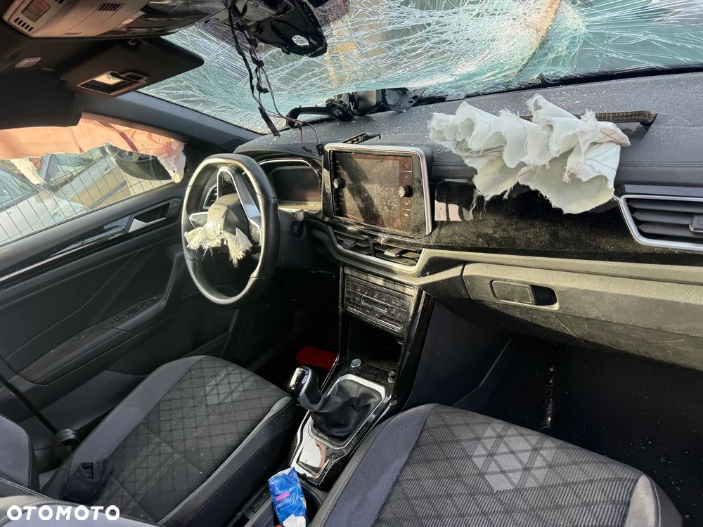 Volkswagen T-Roc 1.5 TSI R-Line DSG - 16