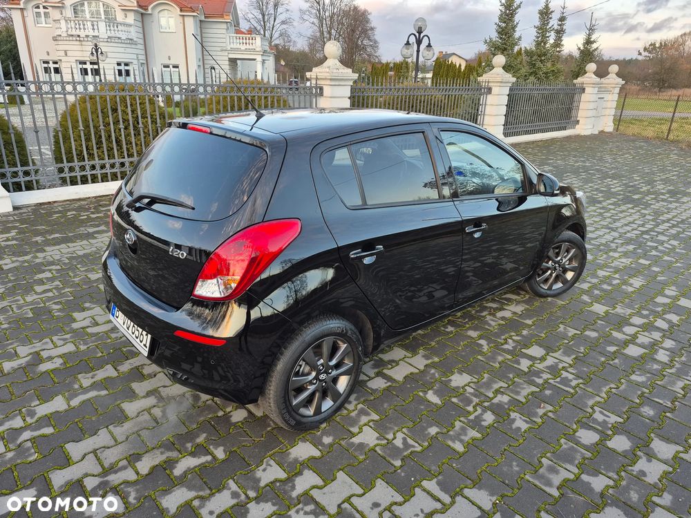 Hyundai i20 - 18