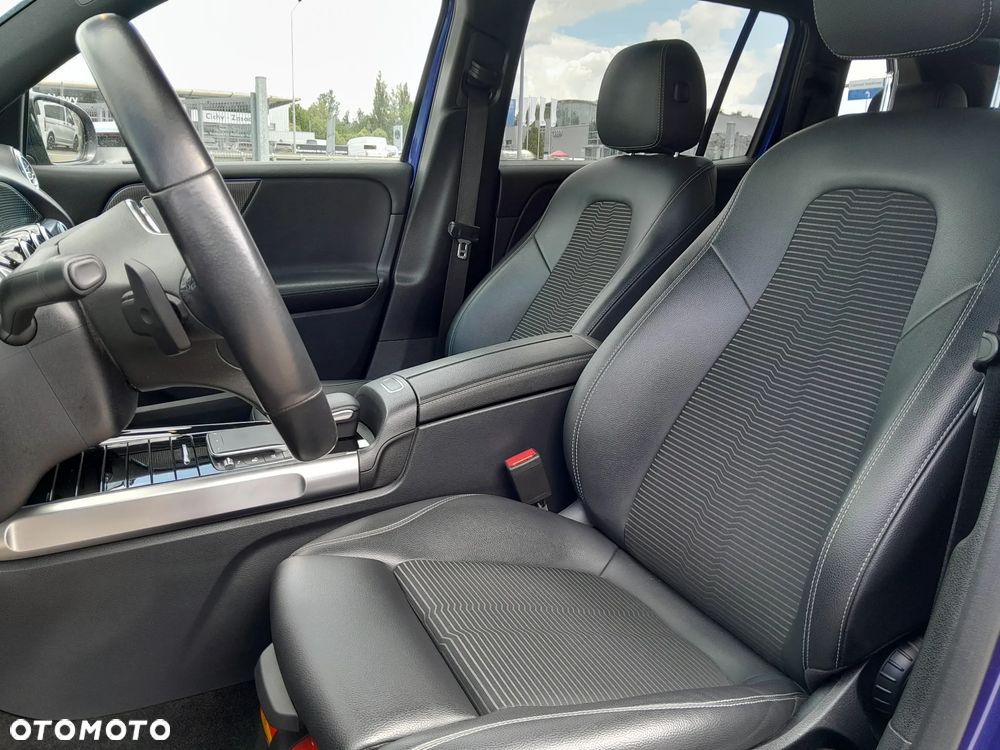 Mercedes-Benz GLB 250 4-Matic Progressive 8G-DCT - 10
