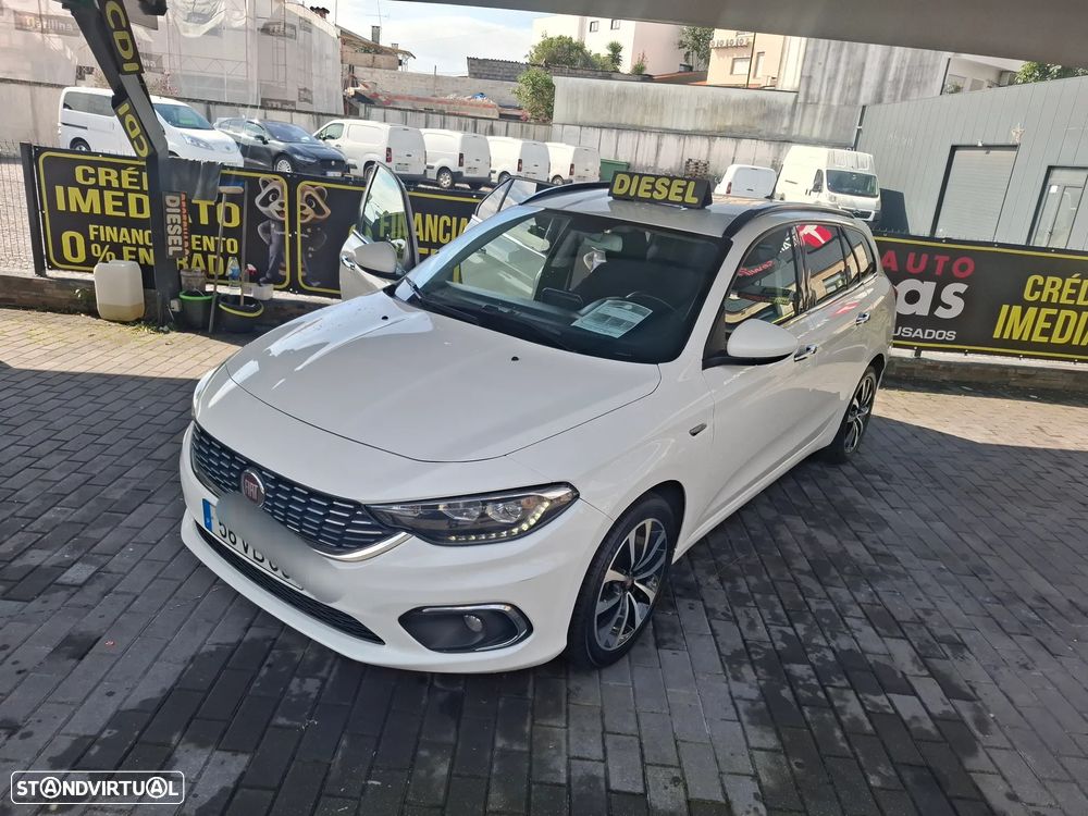 Fiat Tipo Station Wagon 1.3 M-Jet Lounge Tech J17 - 21