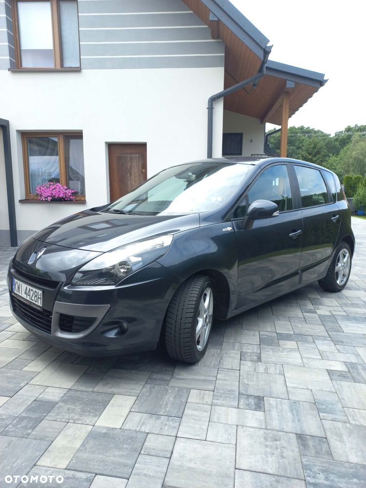 Renault Scenic 2011 photo 3