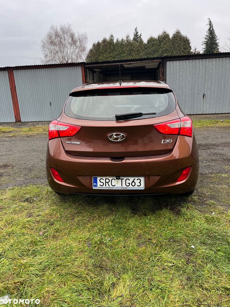 Hyundai i30 1.4 Classic - 10