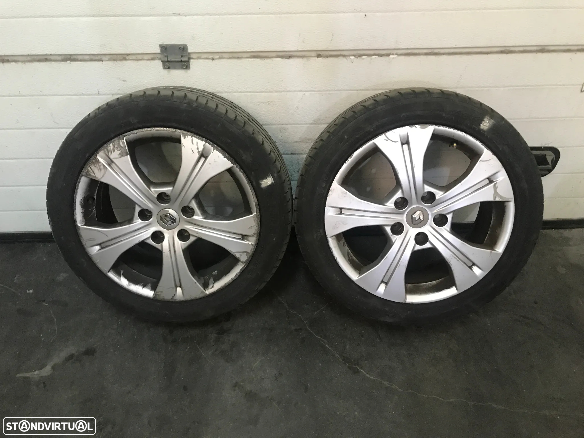 JOGO DE JANTES 17 ORIGINAIS RENAULT MEGANE III 5X114.3 COM PNEUS 205/80R17 - 3