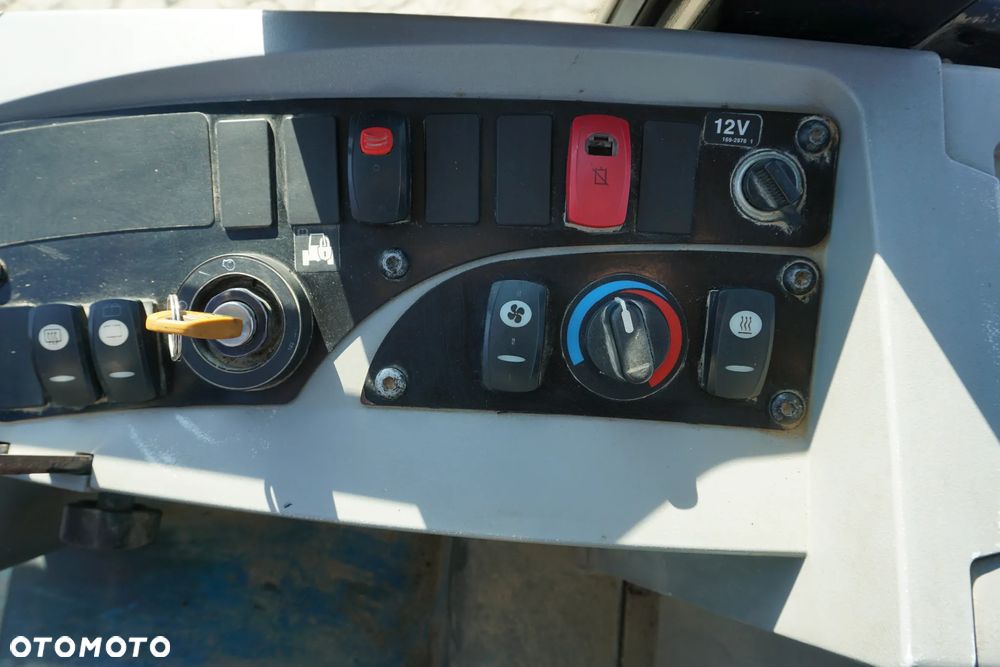 Caterpillar 906 H2, z Niemiec - 18