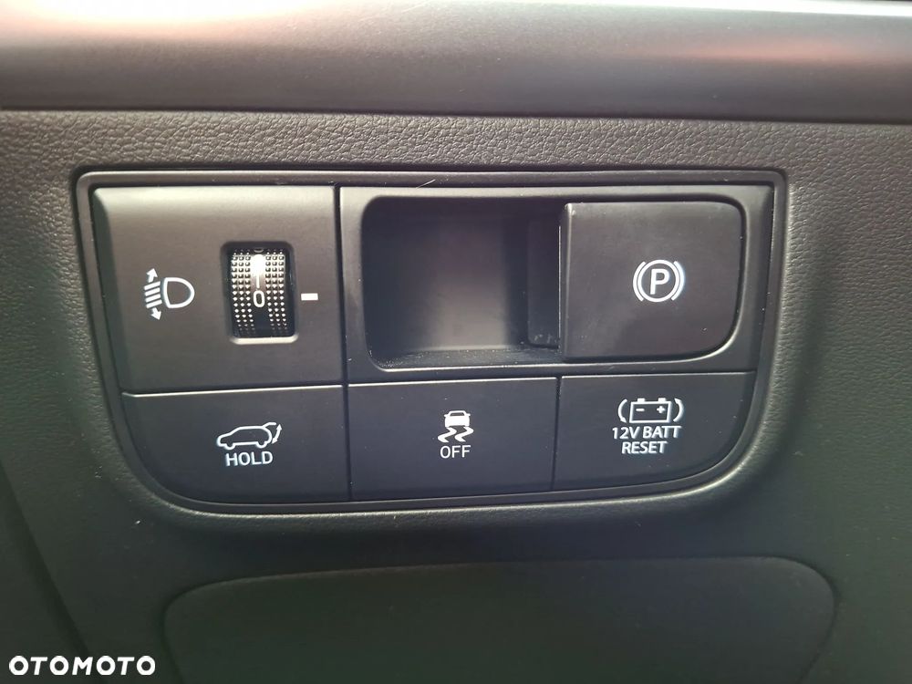 Hyundai Tucson 1.6 T-GDi HEV Executive 2WD - 32