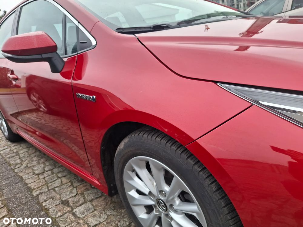 Toyota Corolla 1.8 Hybrid Comfort - 29