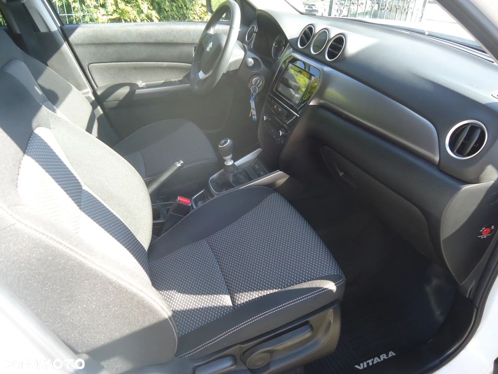 Suzuki Vitara 1.4 Boosterjet SHVS Premium 2WD - 10