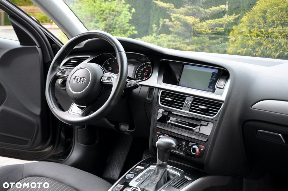 Audi A4 Avant - 25