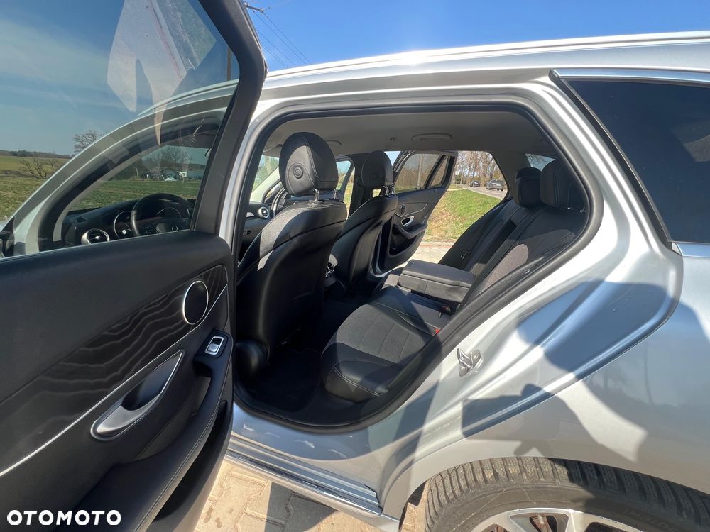 Mercedes-Benz Klasa C 180 (BlueTEC) d Avantgarde - 15