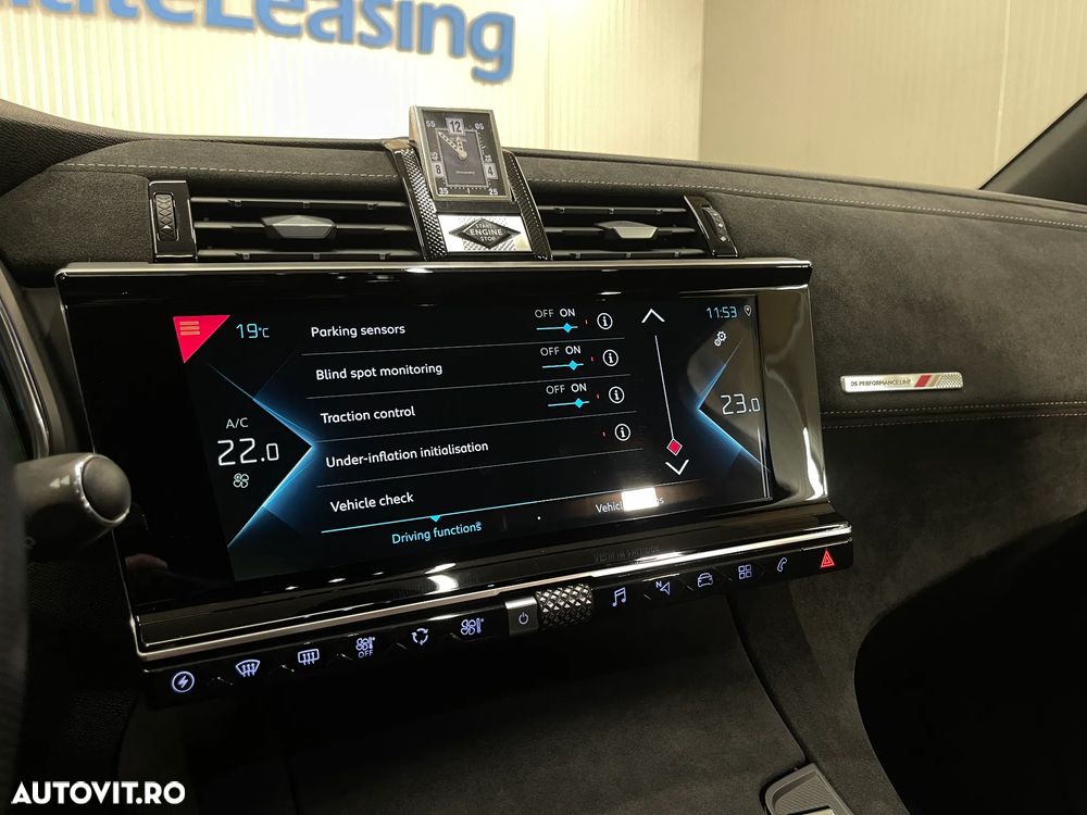 DS Automobiles DS 7 Crossback 1.6 PHeV FWD 225 EAT8 PERFORMANCE LINE + - 17