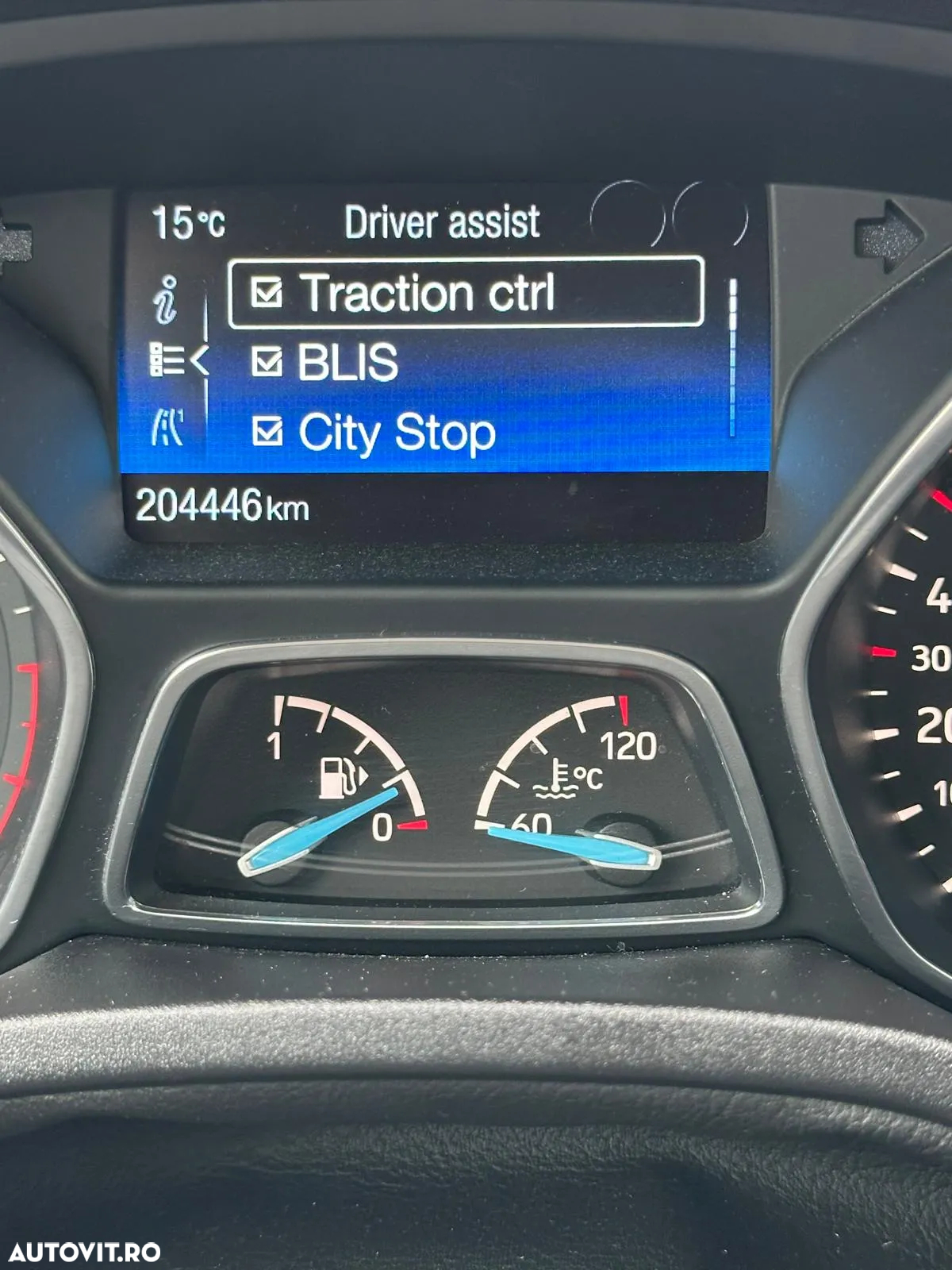 Ford Focus 1.5 EcoBlue Start-Stopp-System TITANIUM X - 22