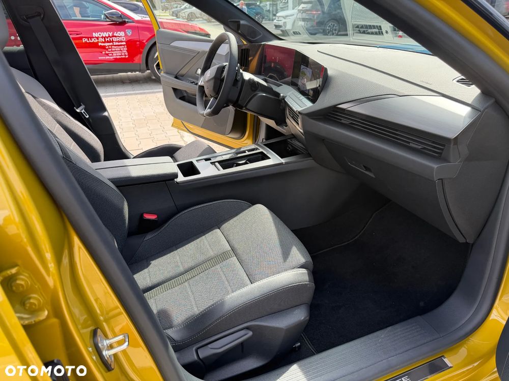 Opel Astra 1.2 T mHEV Ultimate eDTC - 33