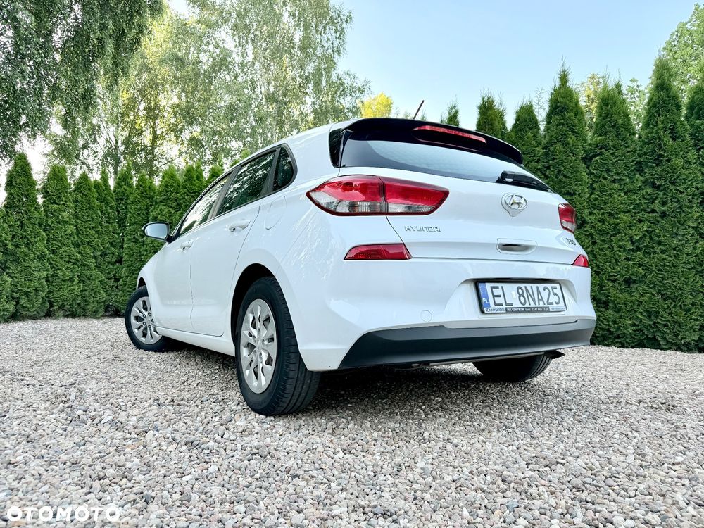 Hyundai i30 1.4 Classic + - 12