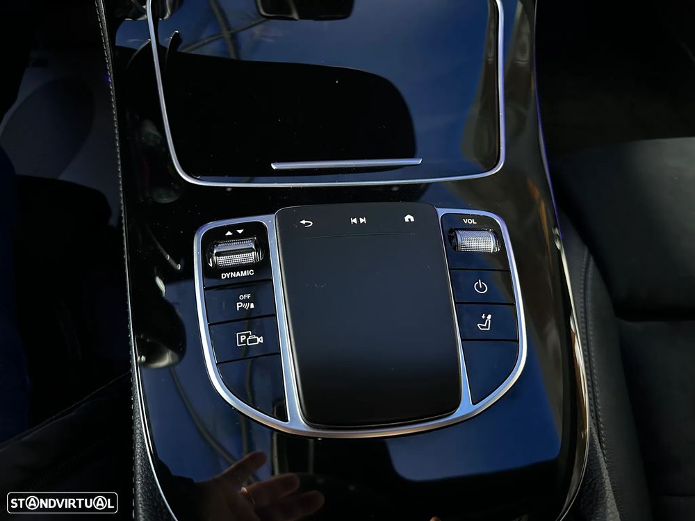 Mercedes-Benz E 300 de AMG Line - 50