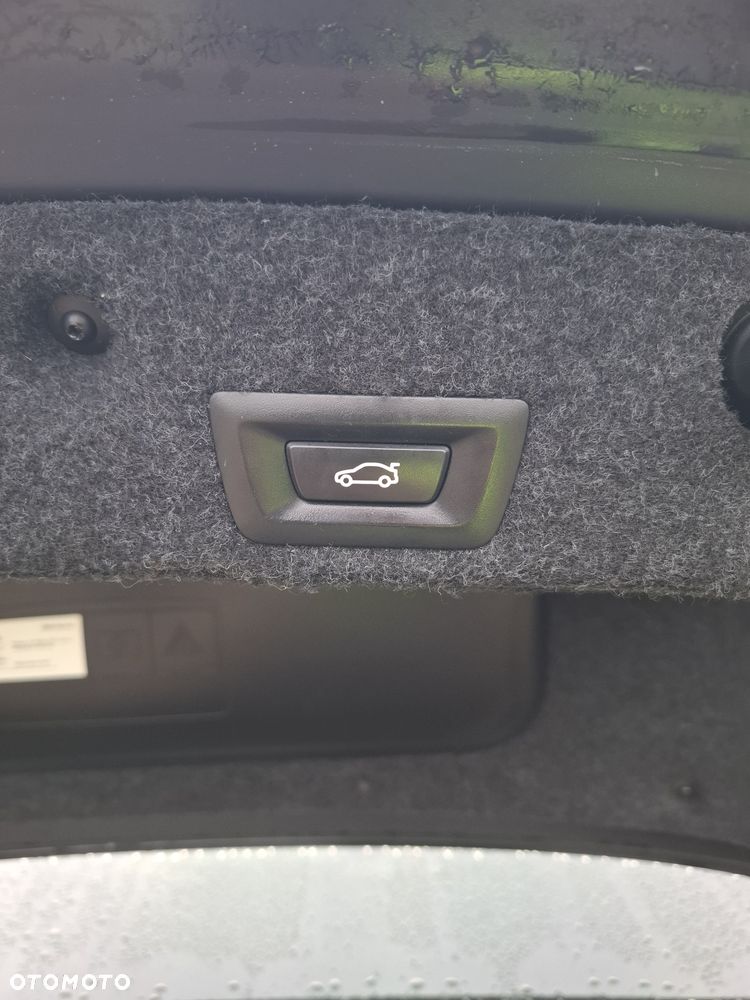 BMW Seria 5 535d xDrive Sport-Aut - 22