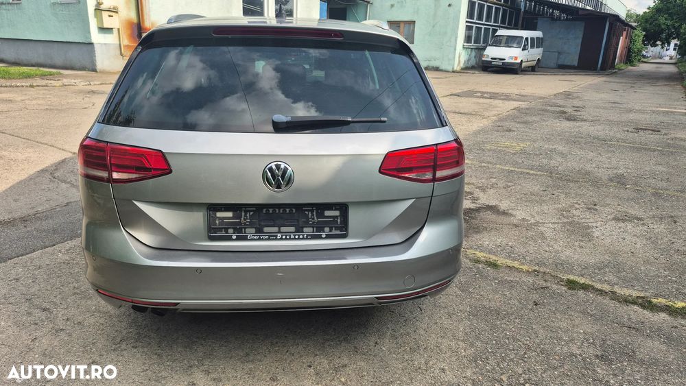 Volkswagen Passat 2.0 TDI SCR (BlueMotion Technology) Comfortline - 4
