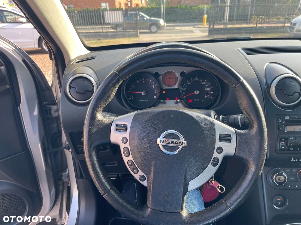 Nissan Qashqai 2.0 tekna - 16