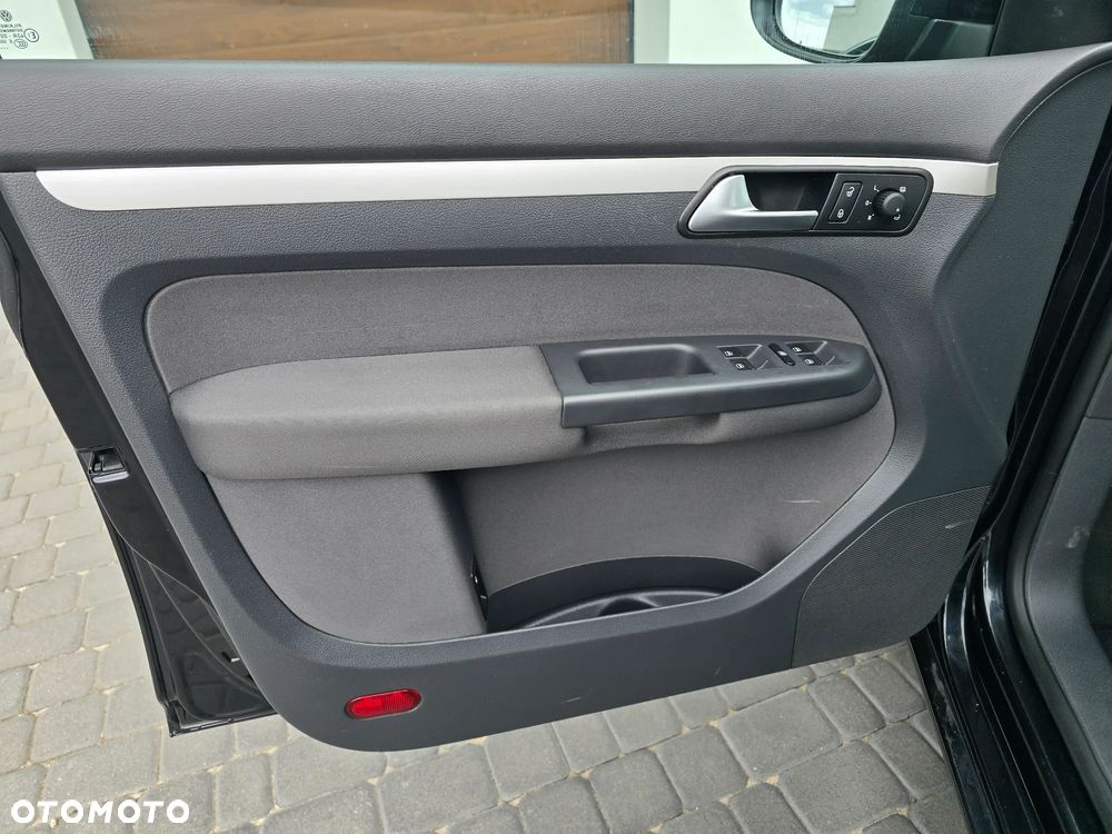 Volkswagen Touran 1.6 TDI DPF Trendline - 15