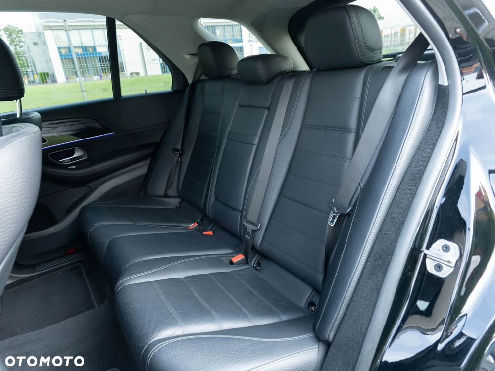 Mercedes-Benz GLE 300 d 4Matic 9G-TRONIC AMG Line - 19