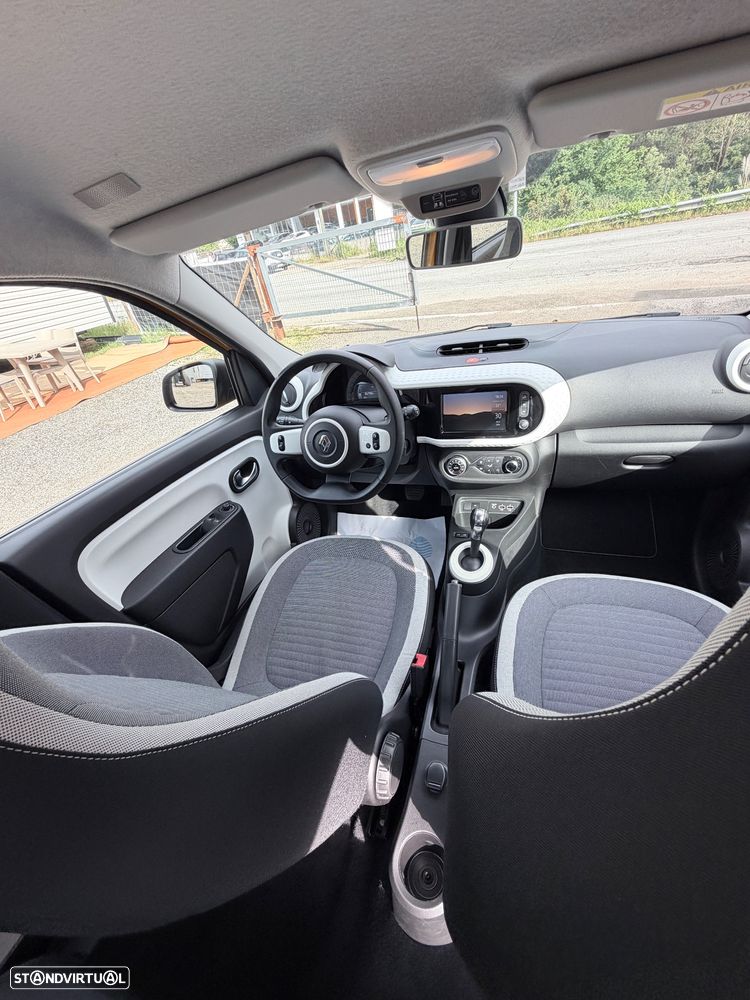 Renault Twingo E-Tech. 22 Urban Night - 18